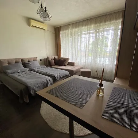 شقة Ela Apartman Stan Na Dan *