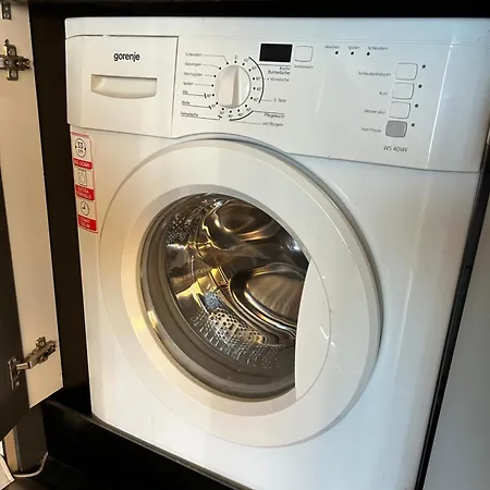Ela Apartman Stan Na Dan شقة